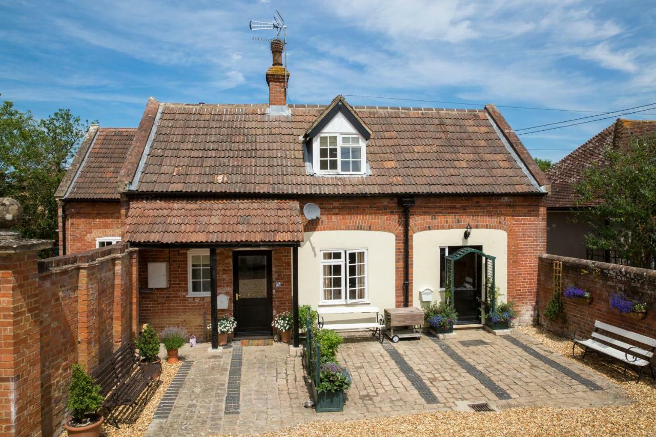 Prince Hill Cottages Worton  Exterior photo